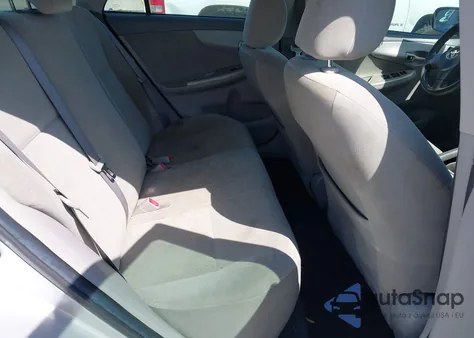 2010 Toyota Corolla Le z USA, uszkodzony, nr VIN 2T1BU4EE4AC479944